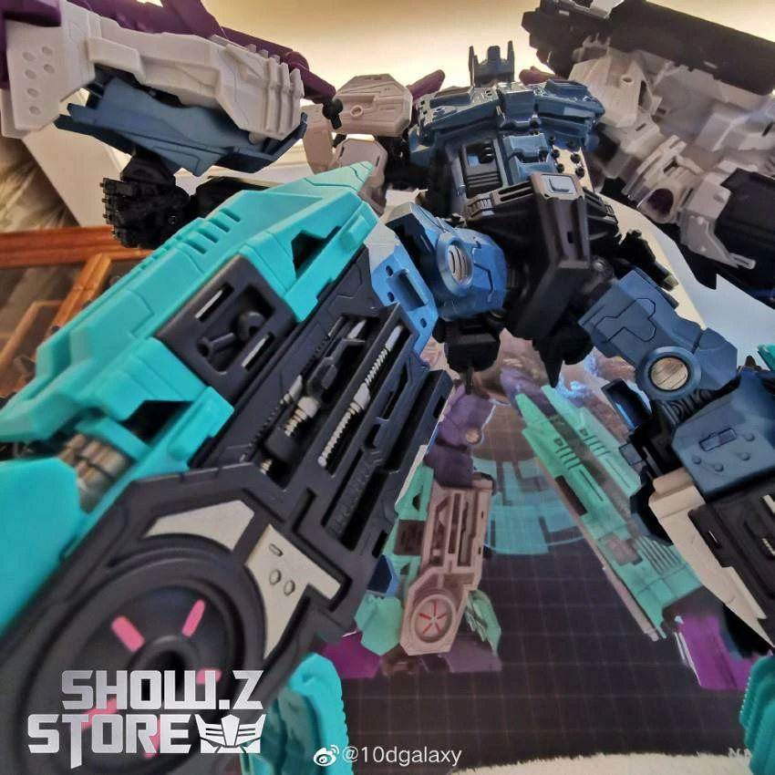 Mastermind Creations R-17 Carnifex Overlord - Image 6