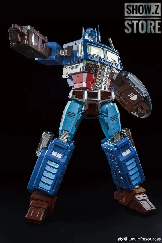 Lewin Resources LW-01A Optimus Prime Captain America Style Oversized 71cm W/ LED - Image 9
