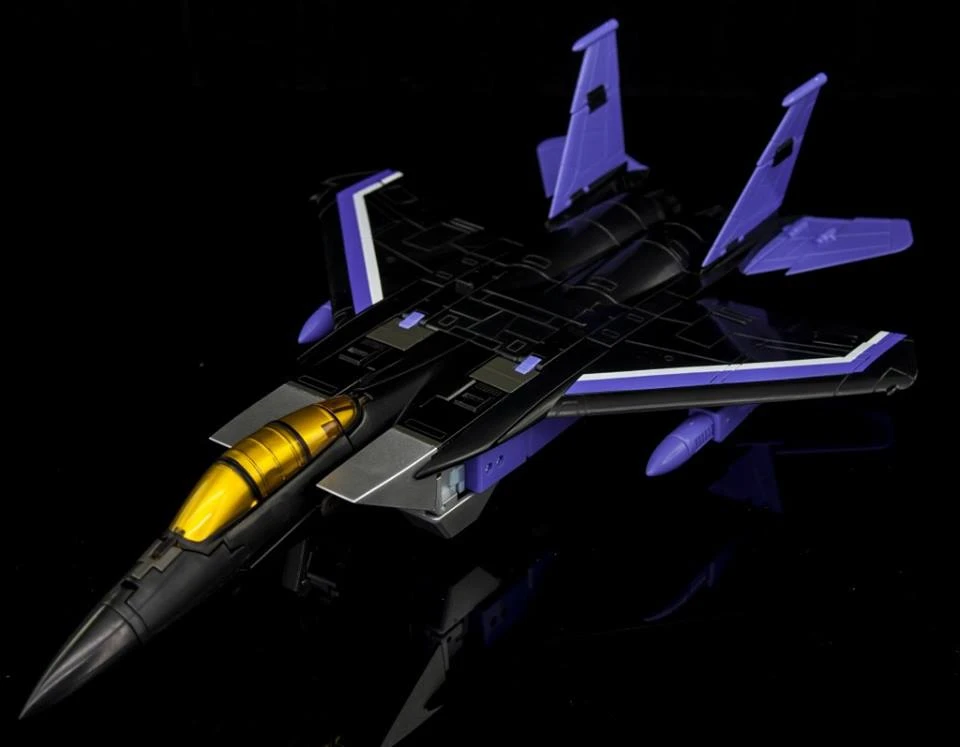 Maketoys MT MTRM-12 Skycrow Skywarp - Image 9
