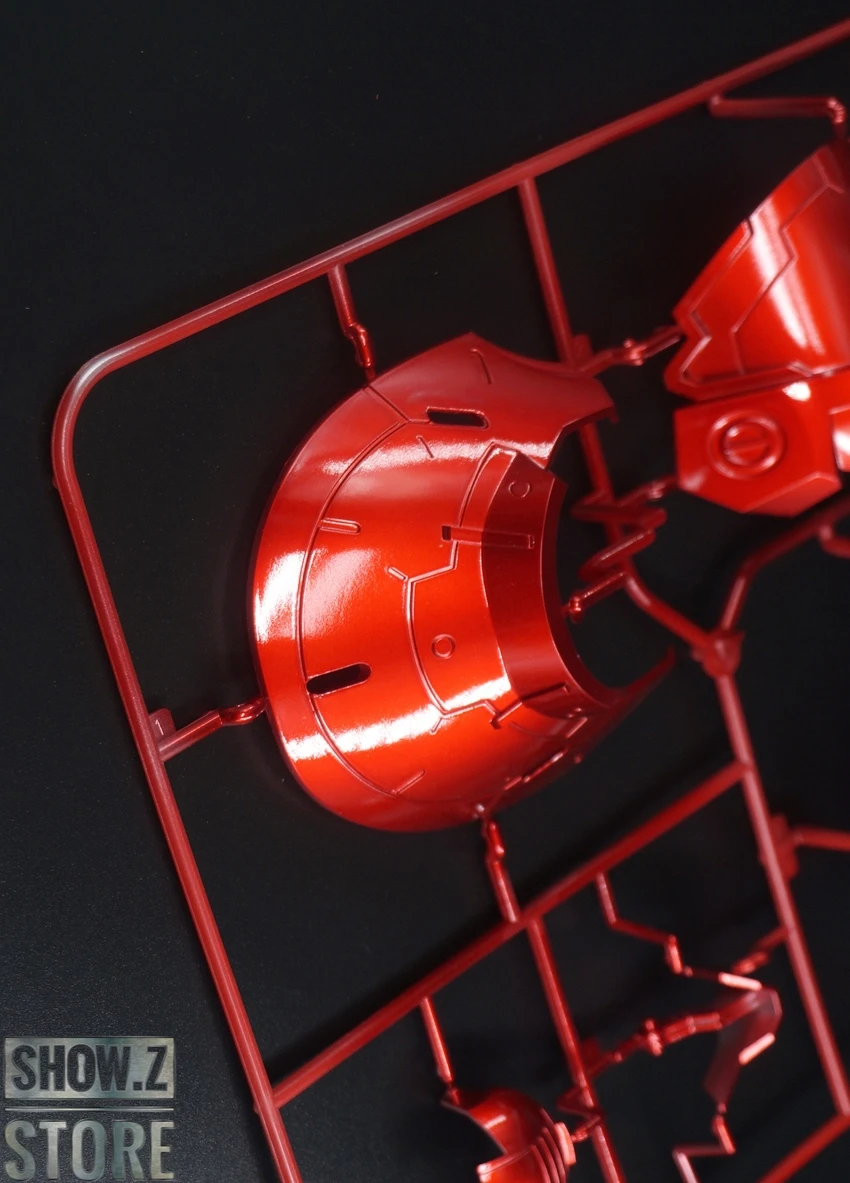 Noah Model 1/35 MSN-04 Sazabi Bust Model Kit Chrome Version - Image 4