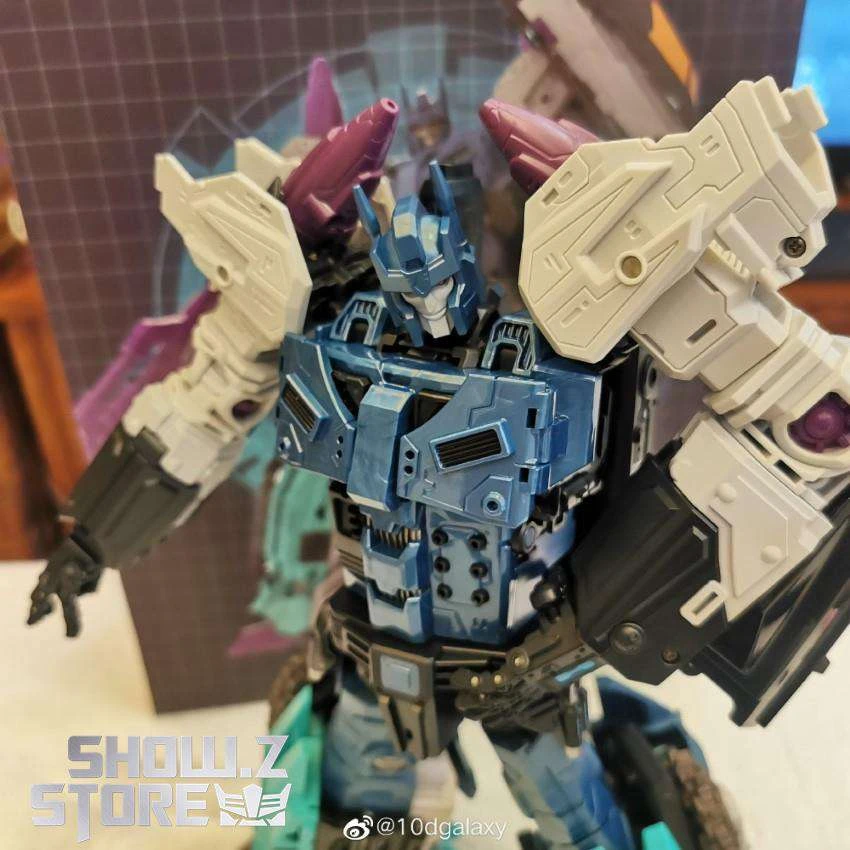 Mastermind Creations R-17 Carnifex Overlord - Image 4