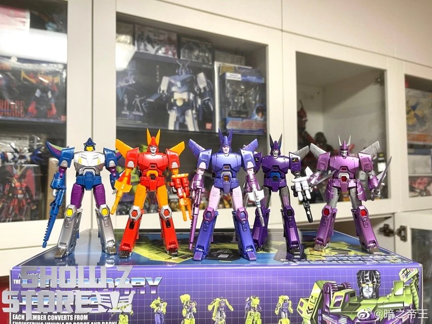 NewAge H43B Uriel Cyclonus Shattered Glass Version - Image 3