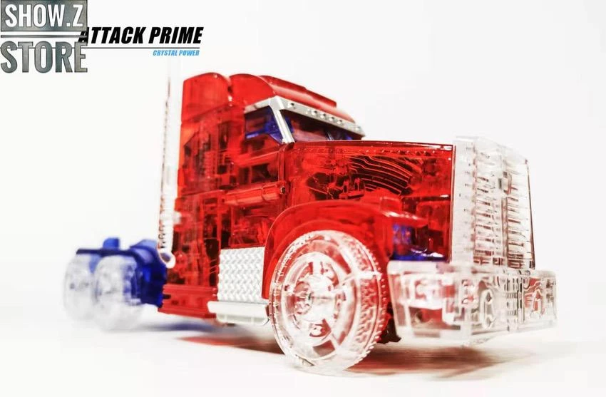APC Toys APC-001 Attack Prime TFP Optimus Prime Clear Version W/ Clear Wheels - Image 6