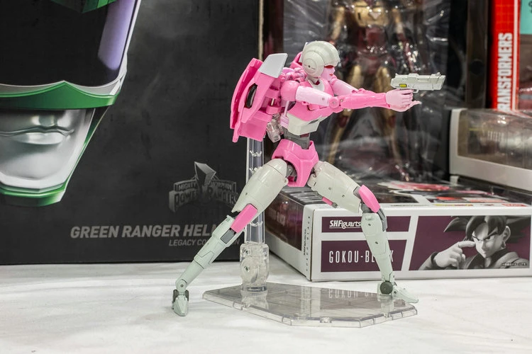 Mastermind Creations PS-04 Azalea Arcee - Image 6